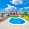 Отель Amazing Home in Bale With Wifi and 4 Bedrooms, фото 32