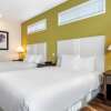 Отель Econo Lodge Inn & Suites, фото 7