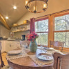 Отель Cozy Black Mountain Escape: Walk to Golf & Lake!, фото 7