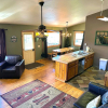 Отель Lazy R Cottages: 15 2 Bedroom Cabin, фото 1