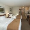 Отель Lakeview Inns & Suites - Fort Nelson, фото 7