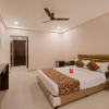 Отель OYO 600 Hotel Skyhy, фото 4