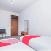 Отель OYO 759 Hotel Dewi Sri, фото 18
