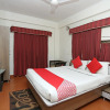 Отель OYO 12682 Hotel Relax, фото 3