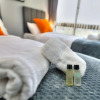 Отель Xscape View Apartment With Balcony, фото 8