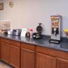 Отель Americas Best Value Inn - Monroe City, фото 9