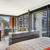 Отель Luxury De Waterkant Loft Retreat, фото 12
