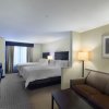 Отель Holiday Inn Express N Suites West - I-65, фото 4
