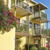Отель Grooms Beach Villa & Resort в Сент-Джордж