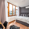 Отель Modern and Bright Duplex - Main Street, фото 2