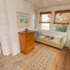 Отель Shoreline Cottage 4 Bedrooms 2 Bathrooms Cottage, фото 17
