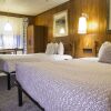 Отель Fairway Overnight & Extended Stay, фото 15