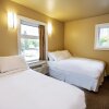 Отель Refresh Inn & Suites, фото 25