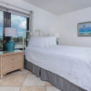 Отель Island Winds East 101 3 Bedroom Condo, фото 4