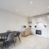 Отель Seven Living Residences Slough - Luxury Apartments, фото 11