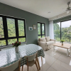 Отель Mountain & Theme Park Views' Cozy Suite, фото 12