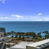 Отель Beachy Coastal Retreat, фото 16