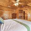 Отель Vacation Cabin In Lake Lure ~ Mirror Lake ~ Great Family Space! W-fi 3 Bedroom Cabin by RedAwning, фото 12