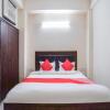 Отель OYO 74584 Hotel Vivaan Palace, фото 9