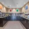 Отель Comfort Inn & Suites Airport North, фото 13