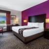Отель La Quinta Inn & Suites by Wyndham Tampa Bay Area-Tampa South, фото 36