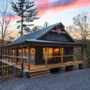 Отель The Gathering Place 3 Bedroom Cabin by Redawning, фото 27