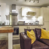 Отель Tudors eSuites Birmingham Apartments with Parking, фото 6