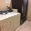 Отель Evergreen Inn and Suites, фото 2