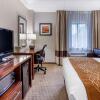 Отель Comfort Inn Syosset - Long Island, фото 26