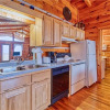 Отель Love Me Tender - Studio Cabin, фото 11
