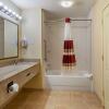 Отель Red Roof Inn & Suites Berea, фото 9