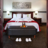 Отель Court Classique Suite Hotel, фото 3