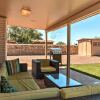 Отель El Paso Smart House: Backyard - 12 Mi to Downtown, фото 12