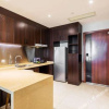 Отель Baiya Light Luxury Holiday Apartment (Yangzhou Railway Station Jinghuacheng Branch), фото 2