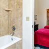 Отель 2BR Newpark Townhouse with Hot Tub by RedAwning, фото 3