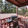 Отель DreamCatcher - Two Bedroom Cabin, фото 8
