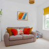 Отель Bright and Airy 3 Bedroom Maisonette in South London, фото 2