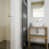 Отель Modern And Luxurious 2 Bedroom Apartment, фото 8