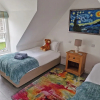 Отель Kildonan House Village Centre Sleep 8 With hot tub, фото 1