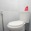 Отель RedDoorz @ Jalan Bali Cilacap, фото 10