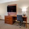 Отель Comfort Suites Broomfield-Boulder/Interlocken, фото 22