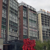 Отель IU Hotels·GuiYang North Railway Station Dream City, фото 1