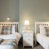 Отель Maple Cottage - Beautiful 2BD Retreat, фото 4