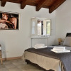 Отель Villa Gasco - 7 Sleeps With Pool in Pacengo di Lazise, фото 6