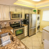 Отель Carlos Pointe 124 condo, фото 5