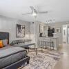 Отель Cozy Chic Studio Close to Downtown and Domain, фото 5