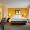 Отель Hampton Inn & Suites by Hilton Langley-Surrey, фото 2