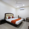 Отель The Benz By OYO Rooms, фото 2