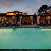 Отель Hilton Garden Inn Monterey в Монтерее
