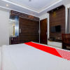 Отель OYO Flagship 757 Blite Golf course road, фото 15